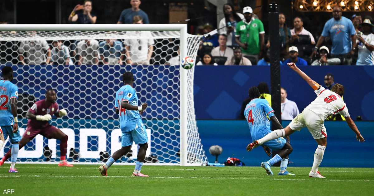 هاري كين يحتفل بهدفيه أمام الكونغو في كأس العالم 2026