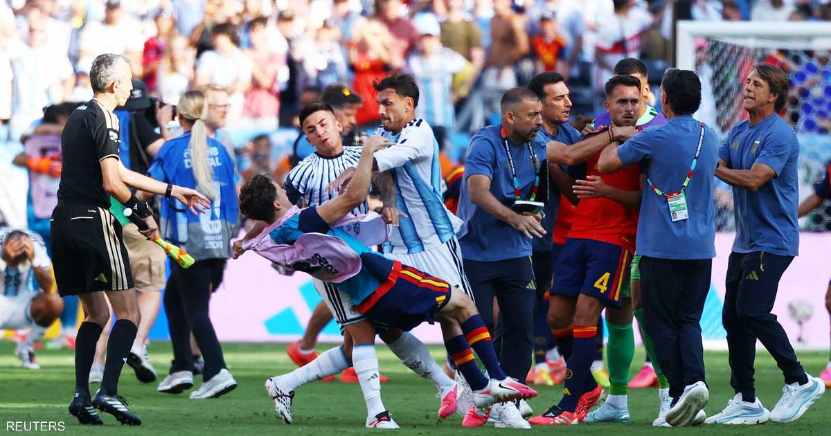 مشاجرة لاعبي كأس العالم 2026 خلال النهائي