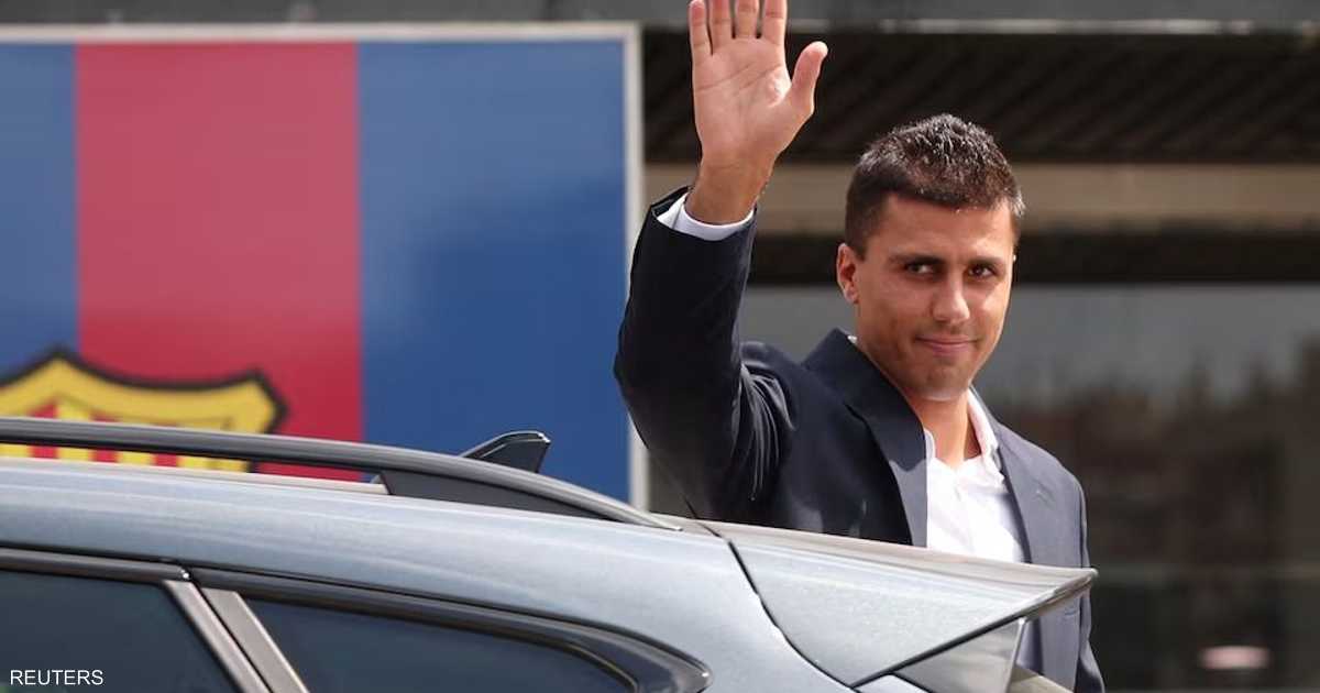 رودري لاعب وسط برشلونة في كأس العالم 2026
