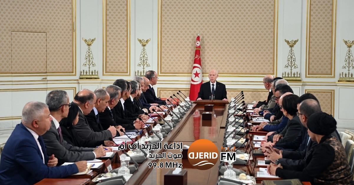 قيس سعيد: المسؤولون يحتاجون لعقلية المناضل لتحقيق النجاح قيس سعيد: كل مسؤول يجب أن يتحلى بعقلية المناضل