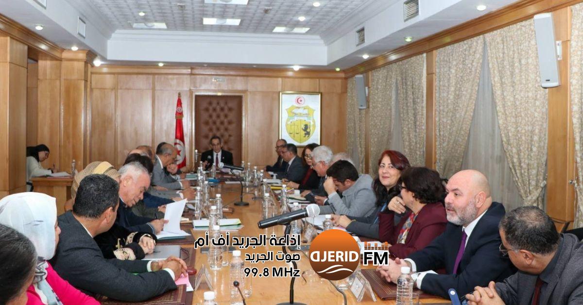 وزير التعليم العالي يشدد على ضرورة تسريع إعداد النظام الأساسي للمدرّسين الباحثين - خطوة نحو تطوير التعليم وزير التعليم العالي يدعو الى الإسراع في إعداد النظام الأساسي للمدرّسين الباحثين