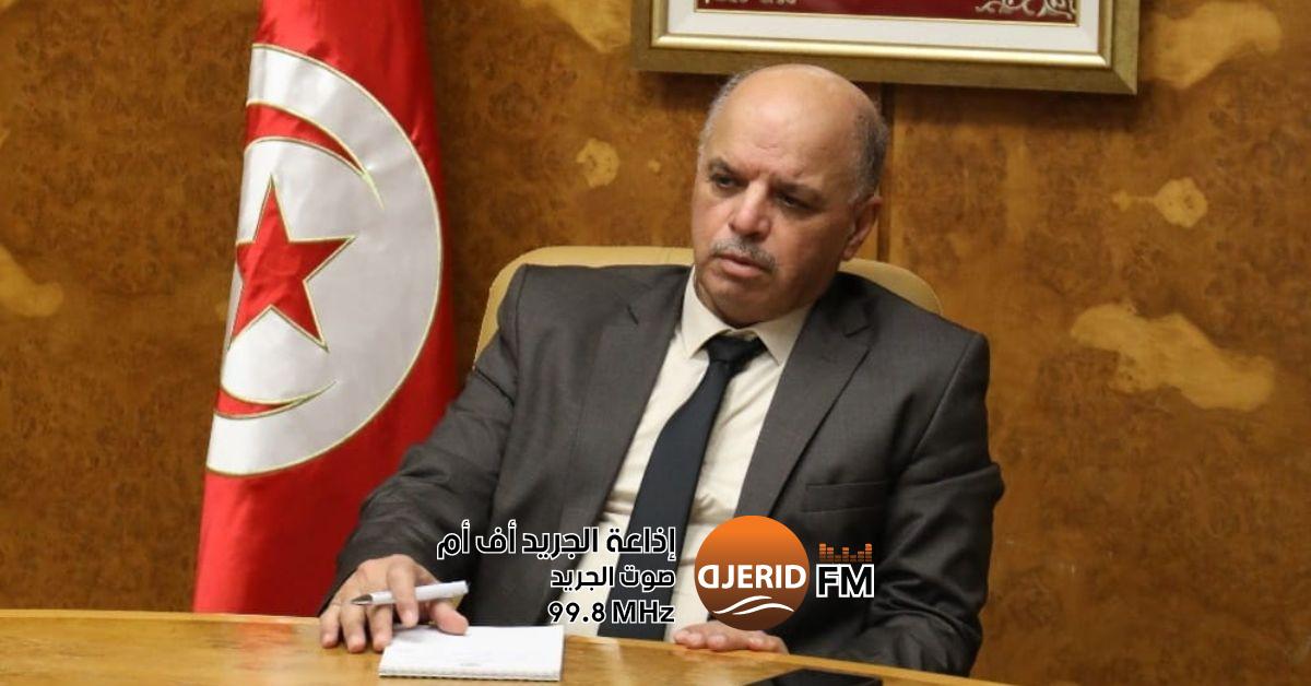 وزير النقل يعتذر عن حادثة الاعتداء على مواطن و يؤكد أنه لا يمكن التسامح بشأنها