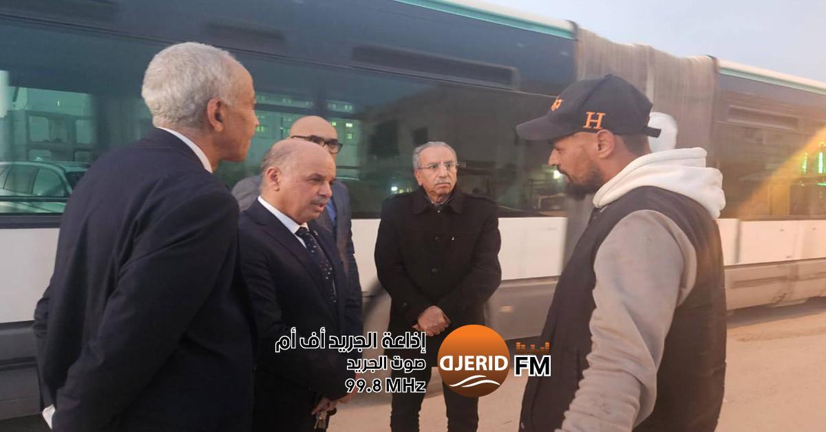 وزير النقل يدعو الى مضاعفة أسطول الحافلات المخصص لمناطق حوض التضامن
