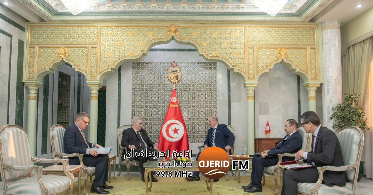 وزير الخارجية يستقبل السفير الفلسطيني الجديد في تونس: خطوة لتعزيز العلاقات الدبلوماسية وزير الخارجية يتسلّم نسخة من أوراق اعتماد سفير فلسطين الجديد بتونس