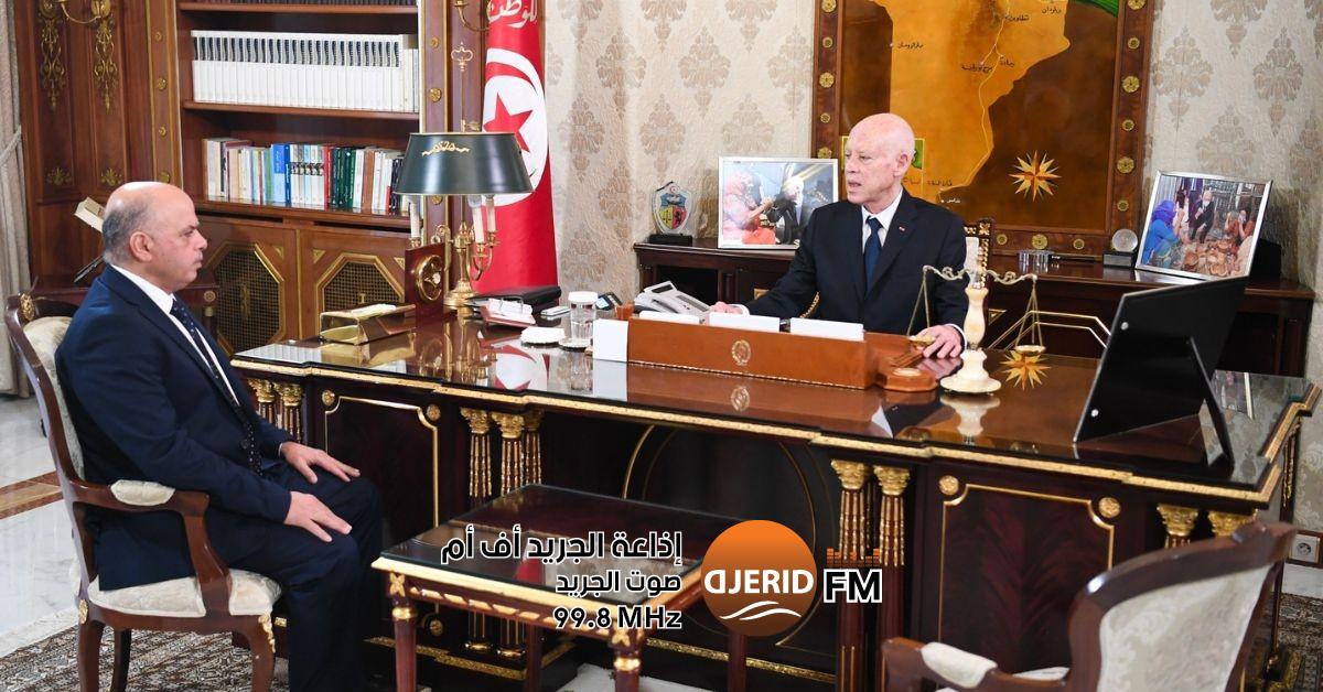 توريد 300 حافلة من الصين في لقاء رئيس الدولة بوزير النقل