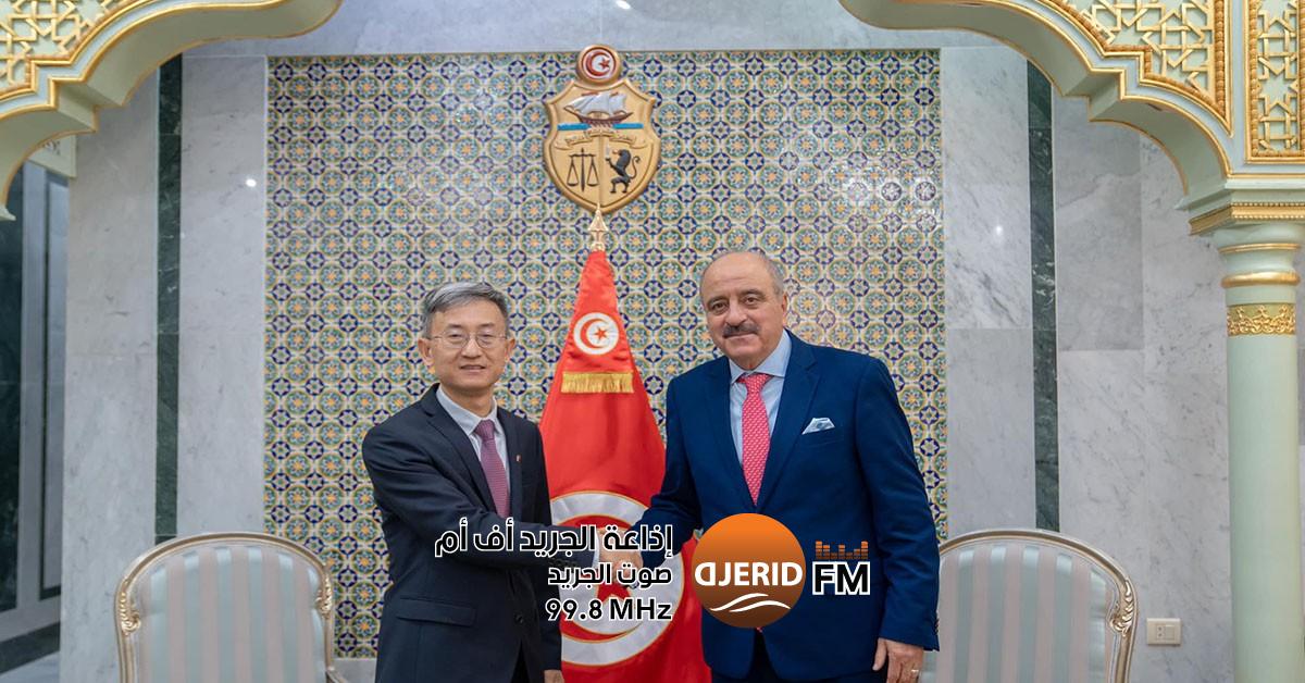 لقاء حاسم بين وزير الخارجية والسفير الصيني يعزز العلاقات الثنائية وزير الخارجية يلتقي السفير الصيني