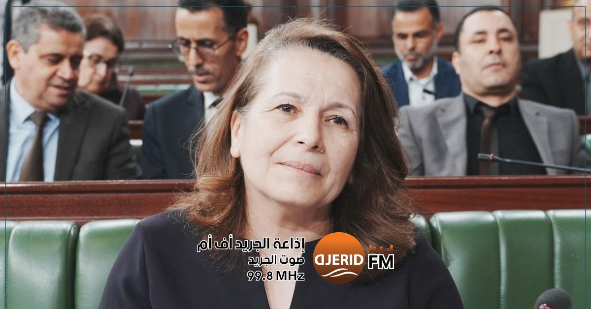 وزيرة الصناعة تعلن: إلغاء عقود المناولة للشركات المملوكة للدولة وزيرة الصناعة: الشركات ذات المساهمة العمومية ألغت العمل بعقود المناولة