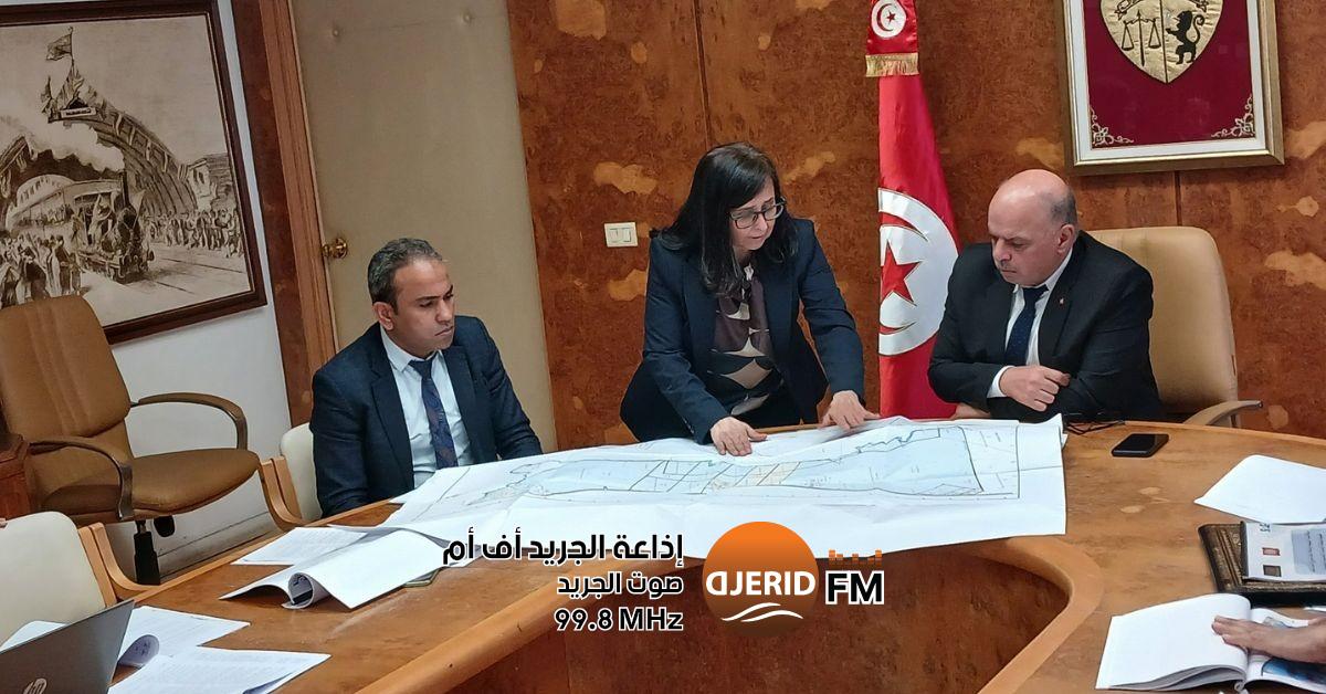 وزارة النقل: مشروع الميناء بالمياه العميقة والمنطقة اللوجستية بالنفيضة محور جلسة عمل