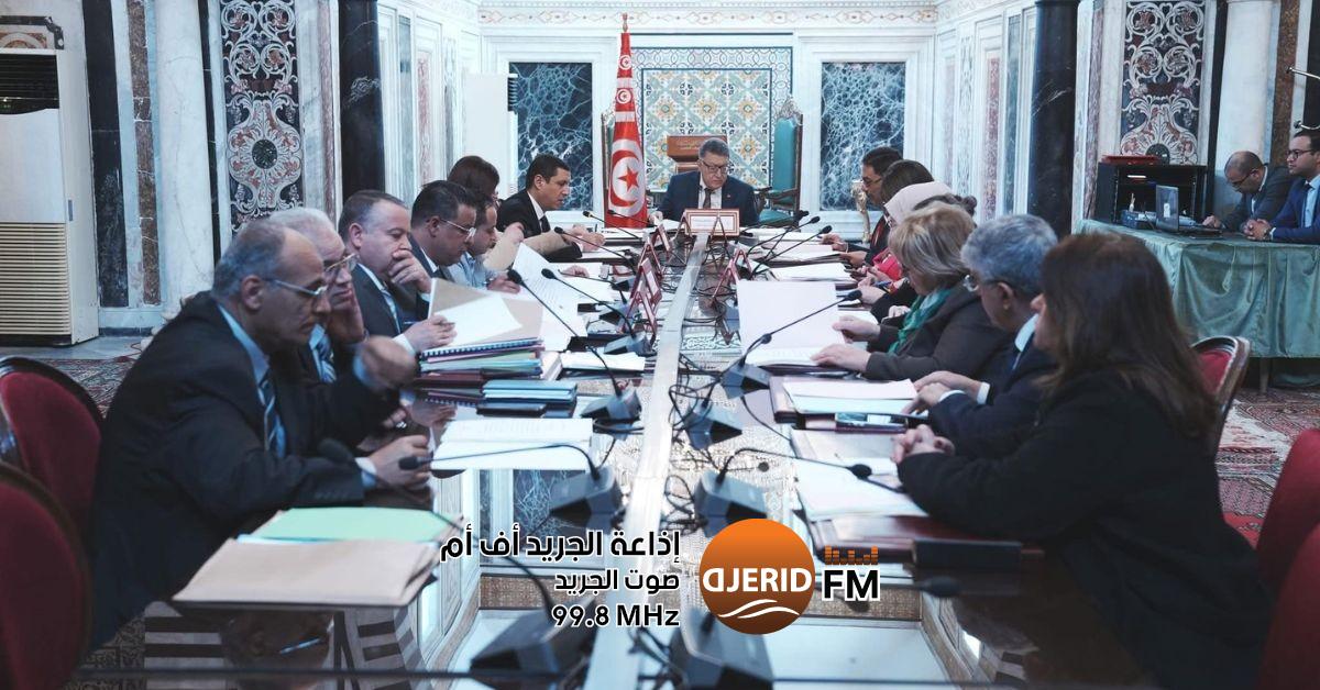 مجلس النواب يوجه أسئلة للحكومة ويعالج شغور بسبب وفاة عضو جديد مكتب البرلمان يحيل أسئلة الى الحكومة ويعاين حالة شغور في المجلس اثر وفاة احد أعضائه