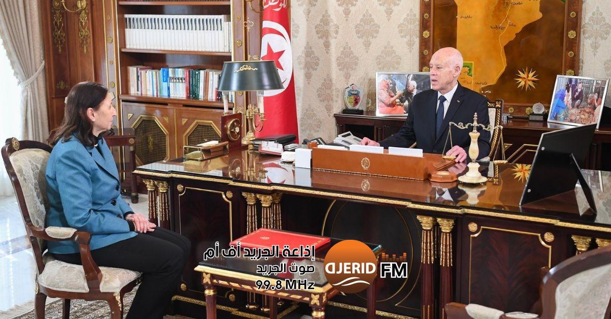 سعيّد: آلاف الوطنيين وحاملي الشهادات مستعدون لتعويض من يظنون أنهم من النخبة سعيّد : آلاف الآلاف من أصحاب الشهائد و الوطنيّين سيُعوّضون من يعتقدون أنّهم من طبقة خاصة