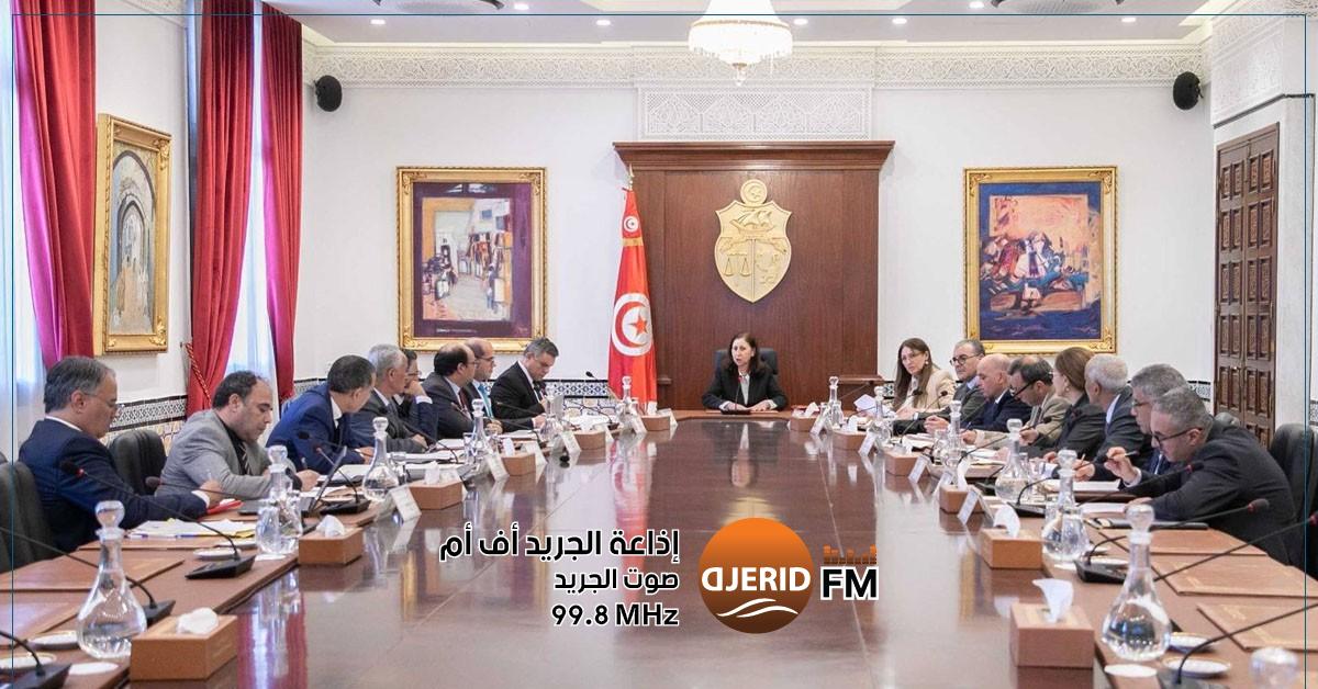 رئيسة الحكومة تأذن بالتسريع في إتمام مشاريع خاصّة بقطاع النّقل