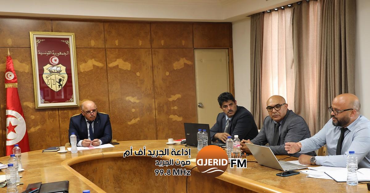 تنقيح القانون المتعلّق بتنظيم النقل البري محور جلسة عمل بوزارة النقل