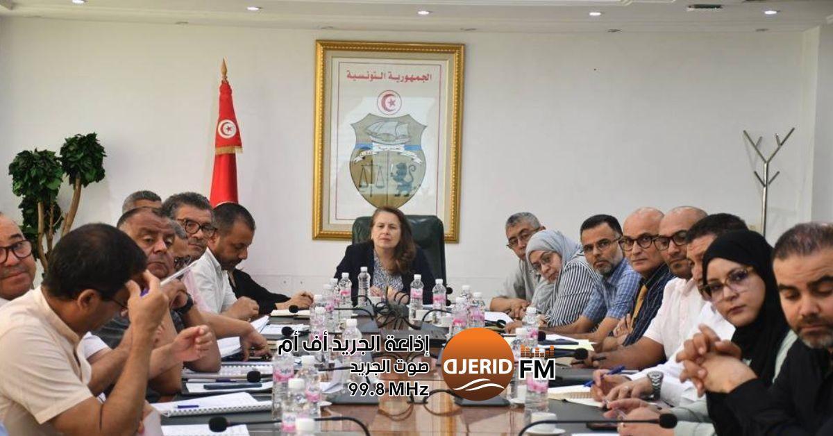 إصلاحات جذرية في الشركة التونسية لنقل المواد المنجمية نحو إعادة هيكلة الشركة التونسية لنقل المواد المنجمية