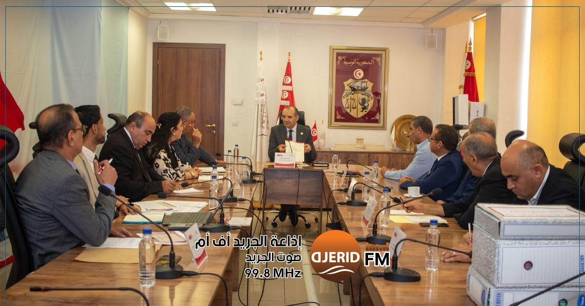 نتائج قرعة المناصب الجهوية والمحلية: تفاصيل التناوب والمصادقة عليها المصادقة على نتائج قرعة التناوب على عضوية المجالس الجهوية والتداول على رئاسة المجالس المحلية والجهوية