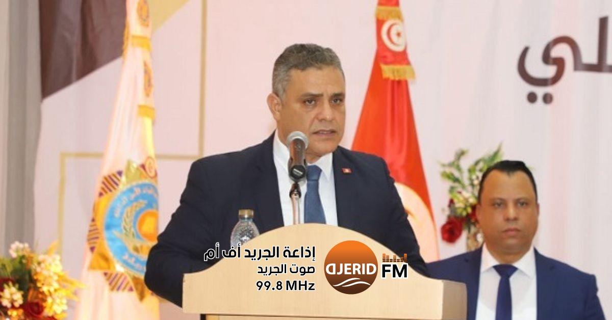 وزير الداخلية: اليقظة المستمرة ضرورة للتصدي للتحديات الأمنية في بلادنا وزير الداخلية : التحديات الأمنية التي تواجهها بلادنا تفرض اليقظة الدائمة