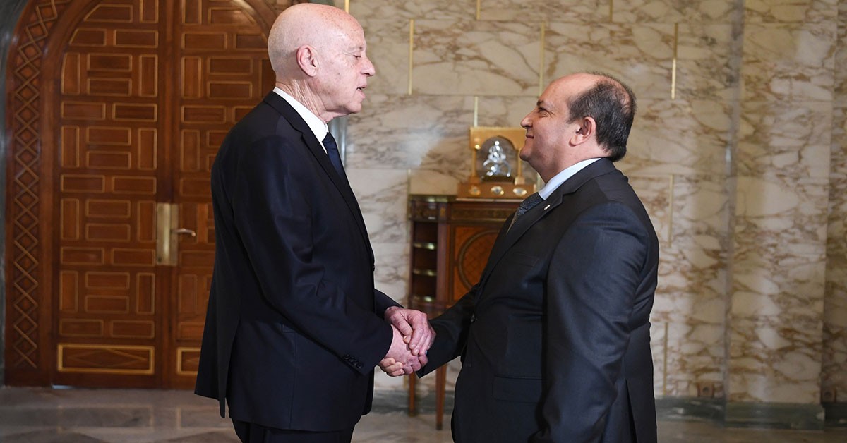 الوزير سعيد: العمل المشترك هو الحل الوحيد لمواجهة تحديات الجزائر سعيد للوزير الأوّل الجزائريّ:لا يمكن أن نواجه كافّة التحدّيات إلاّ بالعمل المشترك