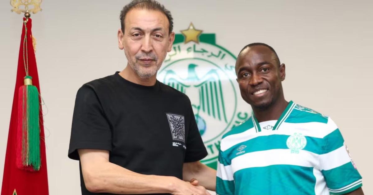 الرجاء الرياضي المغربي يتجه لفسخ تعاقده مع أوركوما