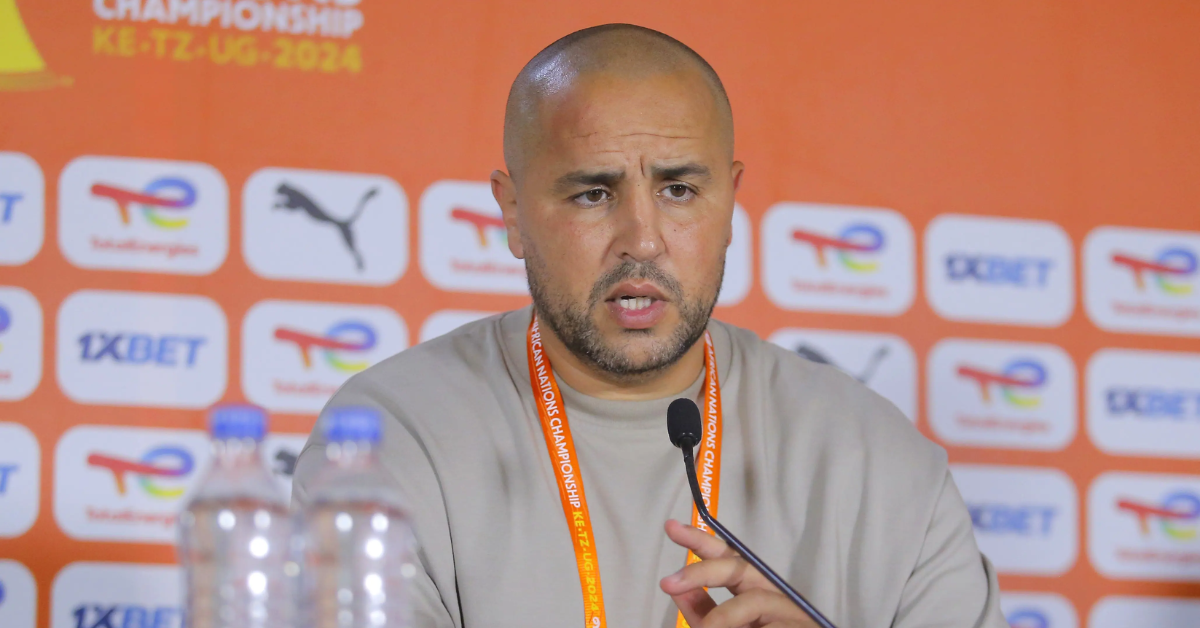 مجيد بوڤرة يستقيل من تدريب المنتخب الجزائري