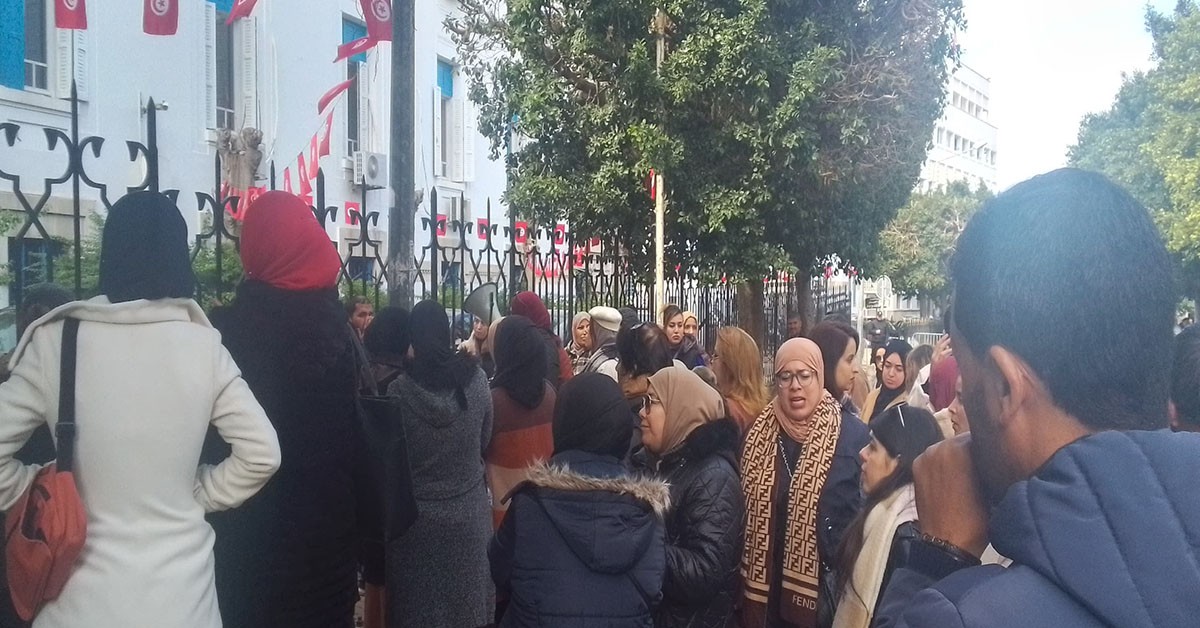 مطالبات بتسوية أوضاع الأساتذة أصحاب محاضر سد الشغورات خارج قاعدة البيانات الأساتذة أصحاب محاضر سد الشغورات خارج قاعدة البيانات يطالبون بتسوية وضعيتهم