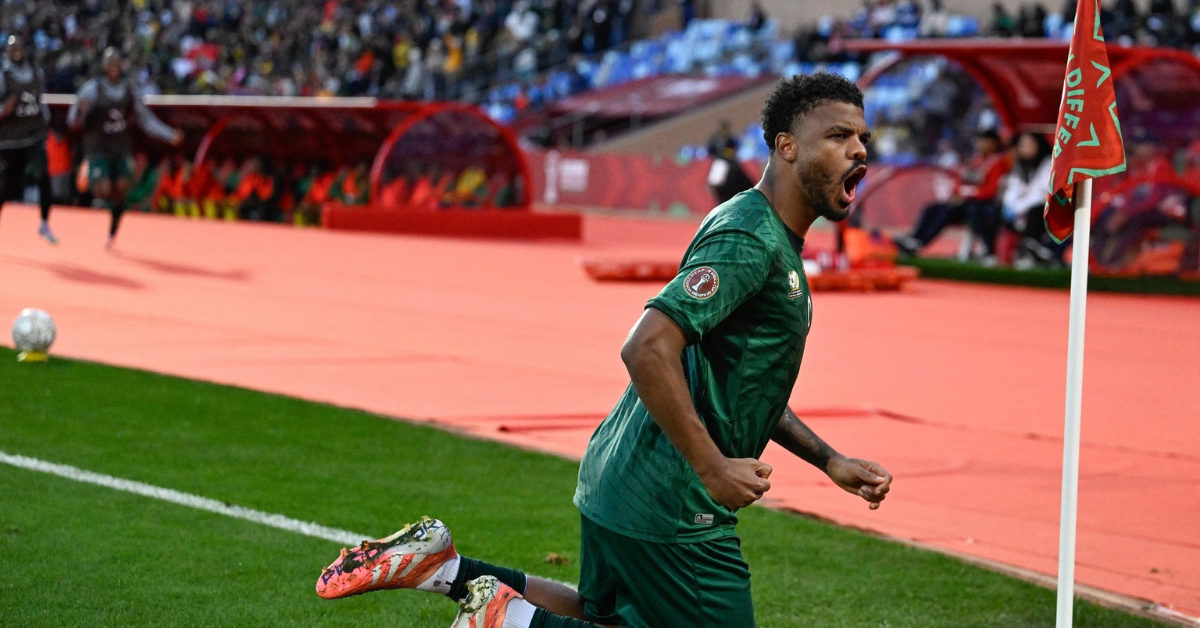 انهيار المغرب في 2025.. جنوب إفريقيا تُحدث المفاجأة وتتأهل لثمن النهائي كان المغرب 2025 : منتخب جنوب إفريقيا يعبر إلى ثمن النهائي