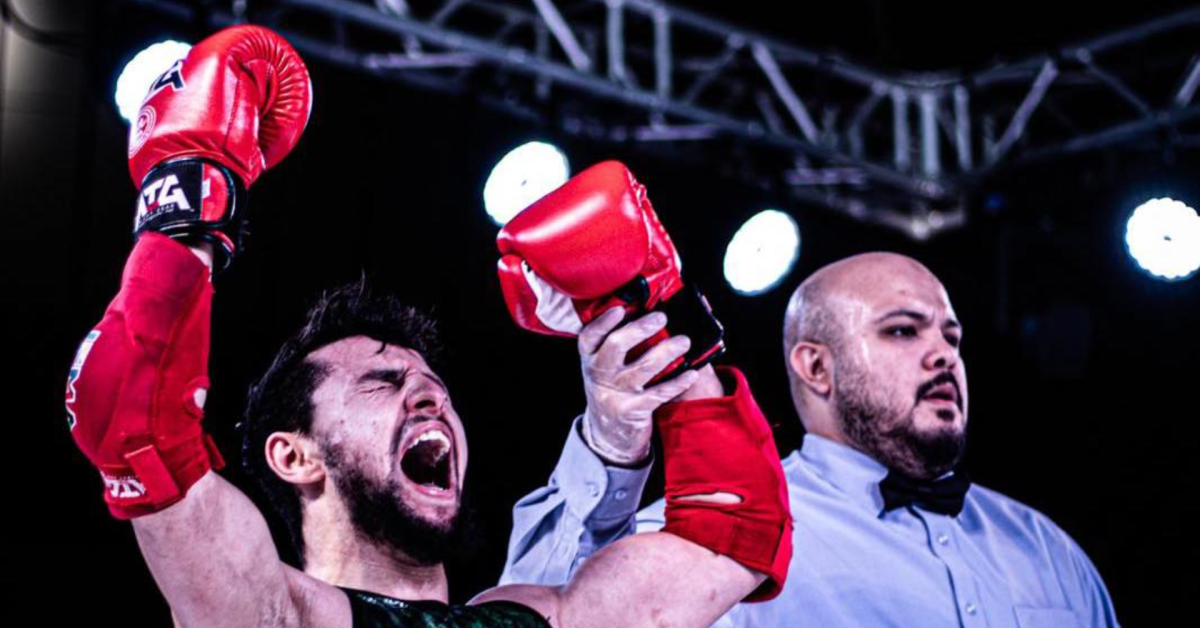 التونسي يوسف اليازيدي يتوج بذهبية بطولة المملكة للمواي تاي في حدث تاريخي التونسي يوسف اليازيدي يتوج بذهبية بطولة المملكة لرياضة المواي تاي