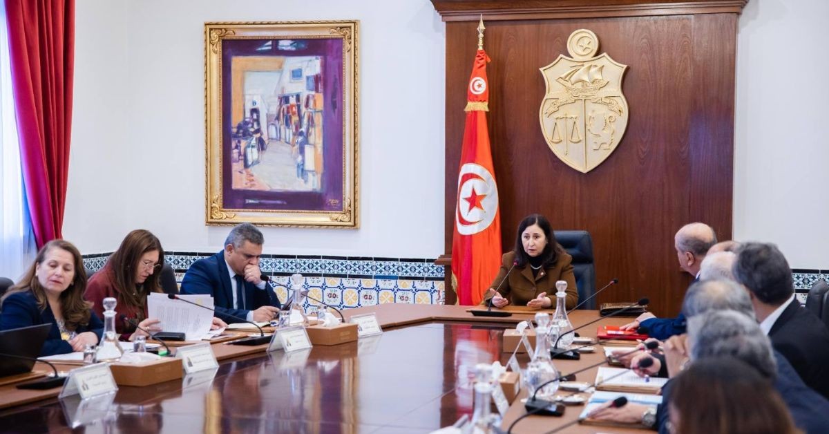 الشركات الجهوية تحصل على ترخيص لاقتناء 621 حافلة جديدة لتعزيز النقل بين المدن الترخيص للشّركات الجهوية للنقل وشّركة للنقل بين المدن في اقتناء 621 حافلة جديدة