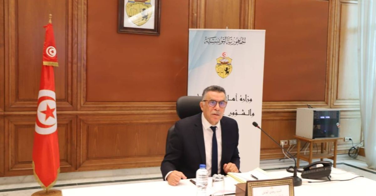 توظيف أمثل وحماية للعقارات الدولية.. توصيات هامة من وزير أملاك الدولة وزير أملاك الدولة : ضرورة توظيف العقارات الدولية التوظيف الأمثل مع حمايتها