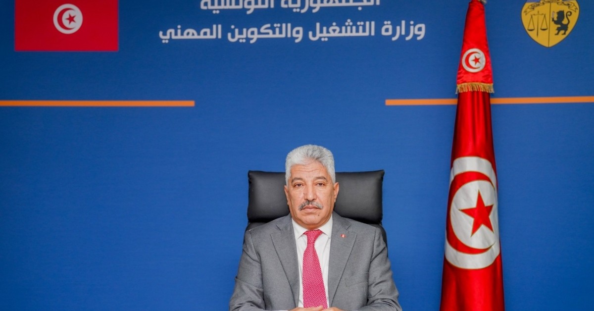 خصيص 95 مليون دينار لدعم الشركات الأهلية في قرار حكومي جديد وزير التشغيل: تخصيص اعتمادات مالية بقيمة 95 مليون دينار لتمويل الشركات الأهلية
