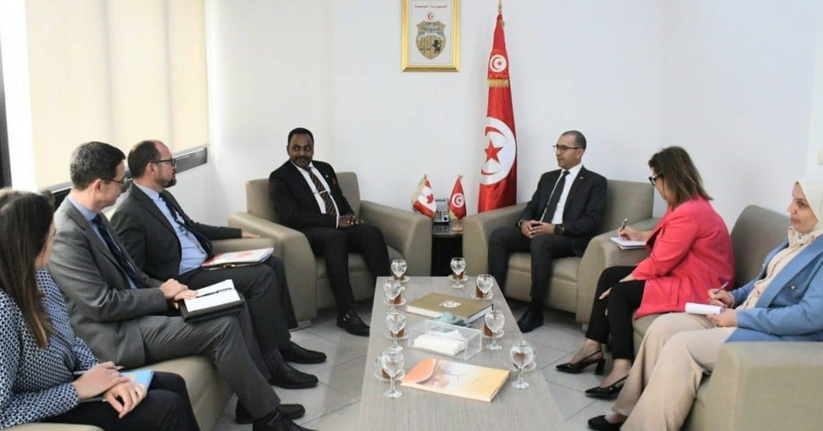 تونس وكندا توقعان اتفاقية تاريخية لتعزيز التعاون في مجال الطاقة المتجددة تونس وكندا تبحثان تعزيز التعاون في الطاقة والطاقات المتجددة