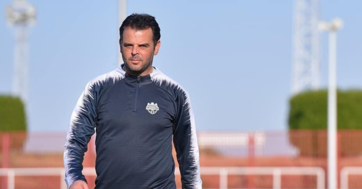 محمد دحمان يقود الفيصلي السعودي إلى دوري روشن
