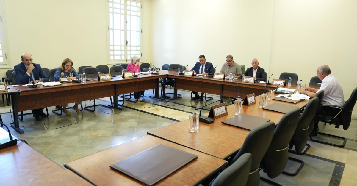 نواب يدعون إلى تكريس الحرية الاقتصادية ضمن قانون الاستثمار