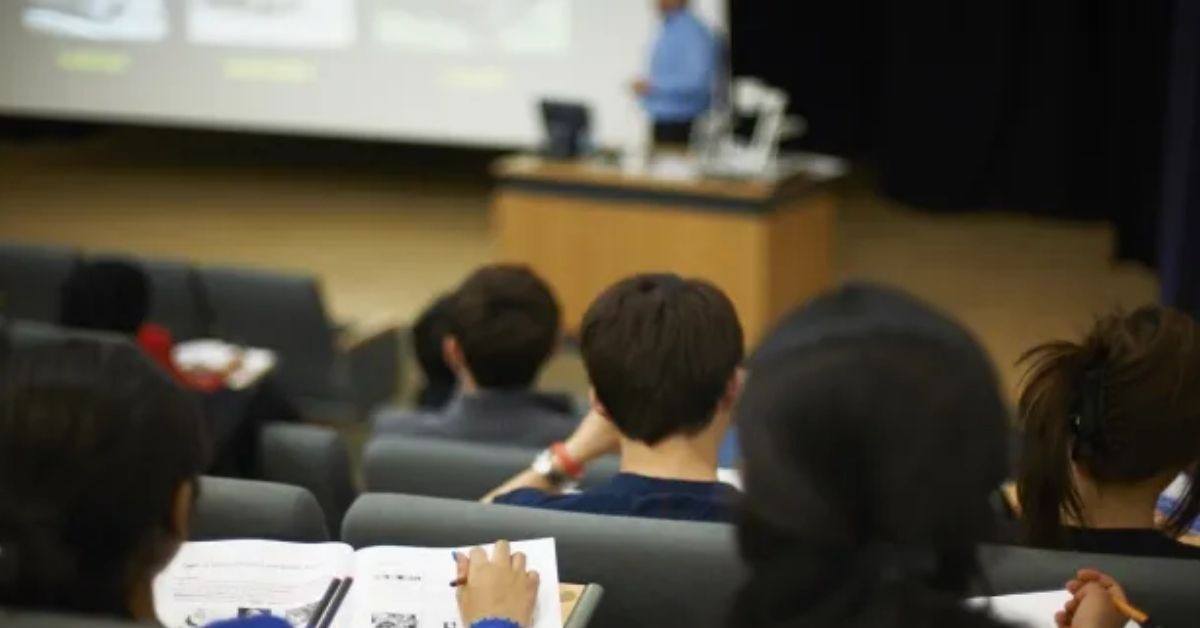 المصادقة على تأهيل وإعادة تأهيل 1205 مسالك تكوين جامعي عمومي