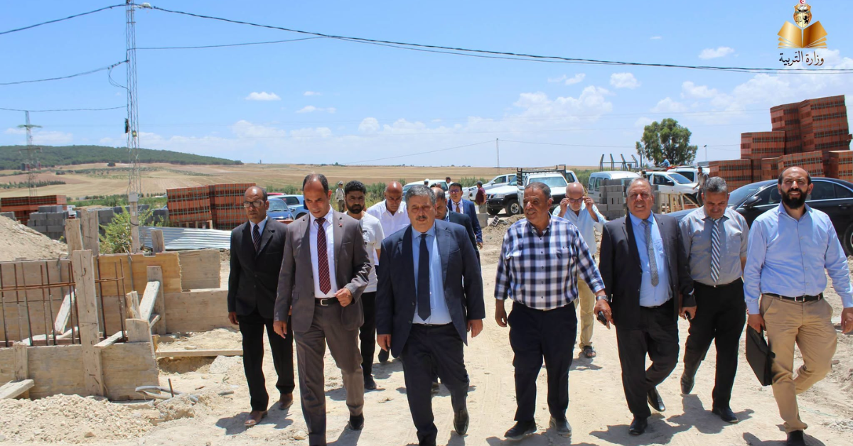 وزير التربية يأذن بصيانة وتهيئة عدد من المؤسسات التربوية بالكاف