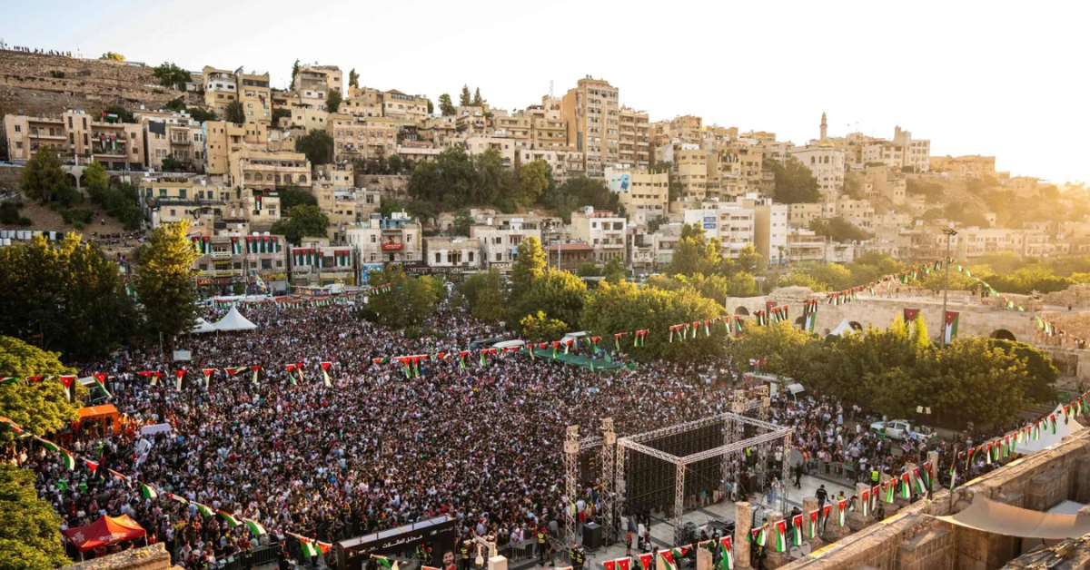 وفاة مشجع أردني وإصابة 8 في تدافع جماهيري أثناء متابعة مباراة الجزائر