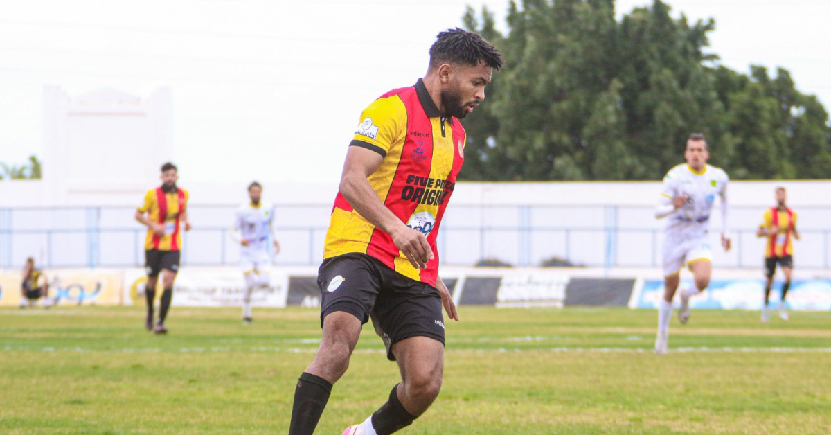 مؤمن الرحماني يوقع رسميا مع النادي الصفاقسي