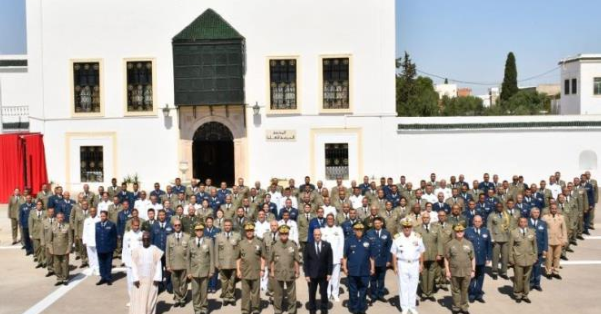 وزير الدفاع يشرف على حفل تخرّج الدورة 30 للمدرسة الحربية العليا