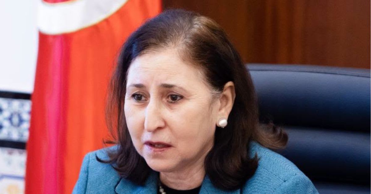 رئيسة الحكومة تشدّد على تسريع إنجاز المشاريع العمومية ودفع الاستثمار