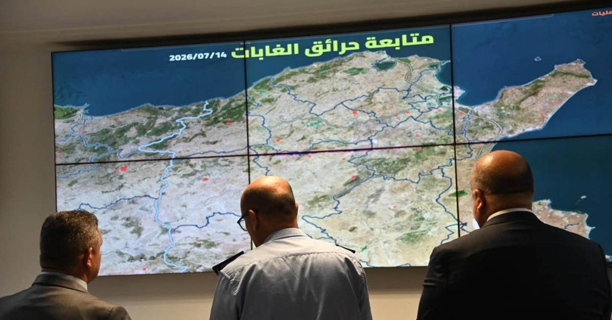 وزير الداخلية يتابع من قاعة عمليات الحماية المدنية جهود إخماد حرائق الغابات