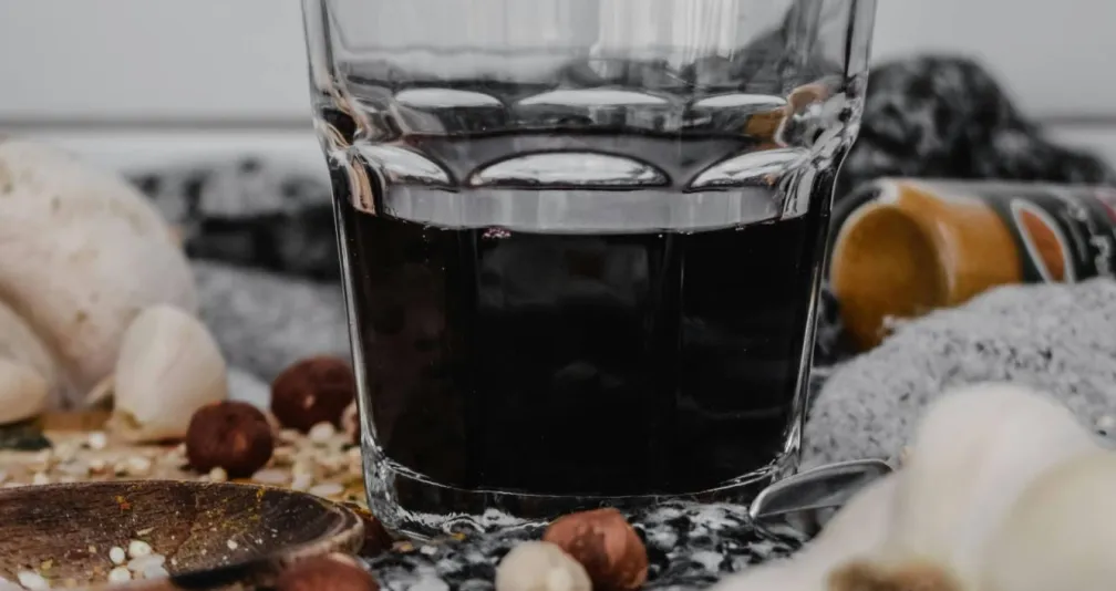 الثوم والكركديه: خلطتان طبيعيّتان لخفض ضغط الدم الثوم والكركديه: هل يُخفضان ضغط الدم عند تناولهما معاً؟