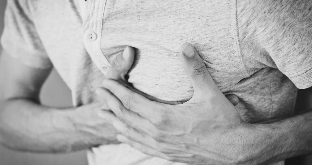 تعرّف على الفرق بين ألم القلب وألم العضلات
