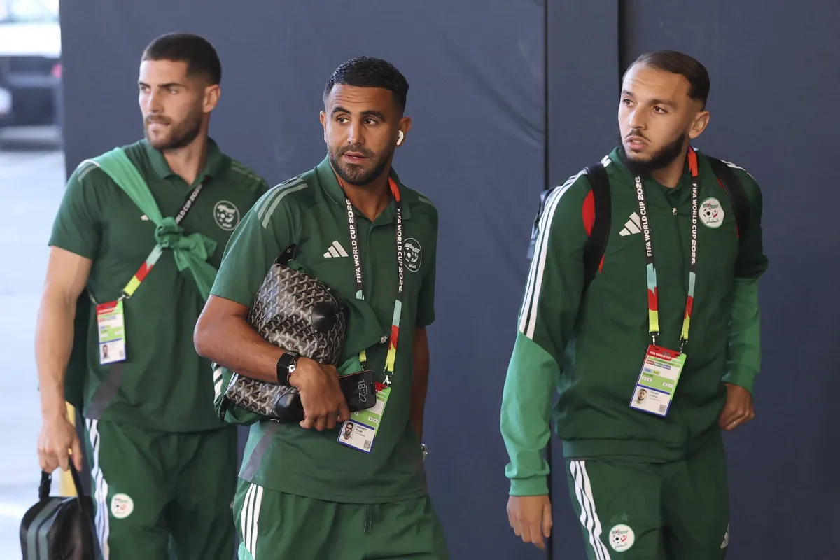 رياض محرز يعود لتشكيلة الجزائر بكأس العالم 2026