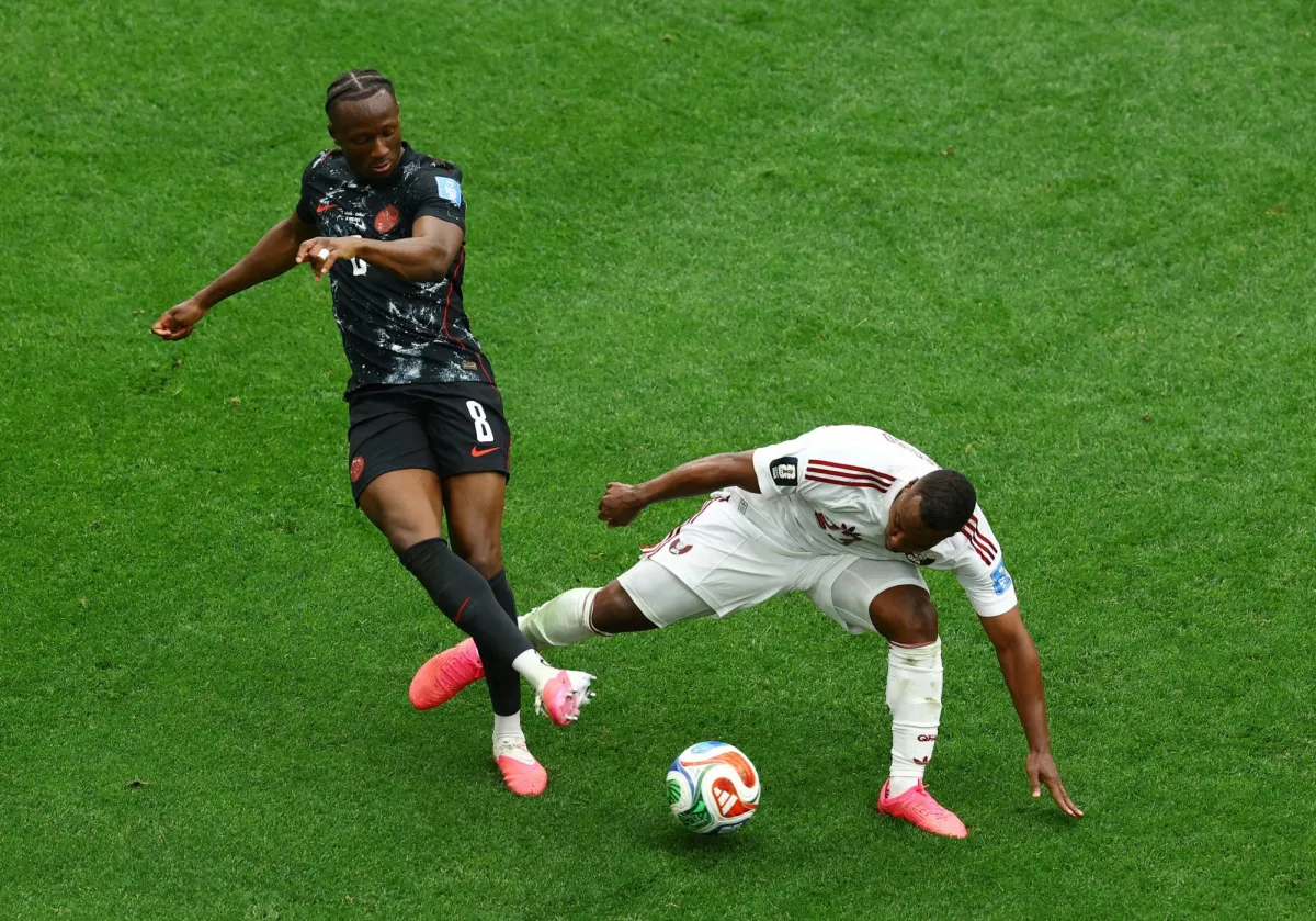 عاصم ماديبو يتلقى البطاقة الحمراء في كأس العالم 2026