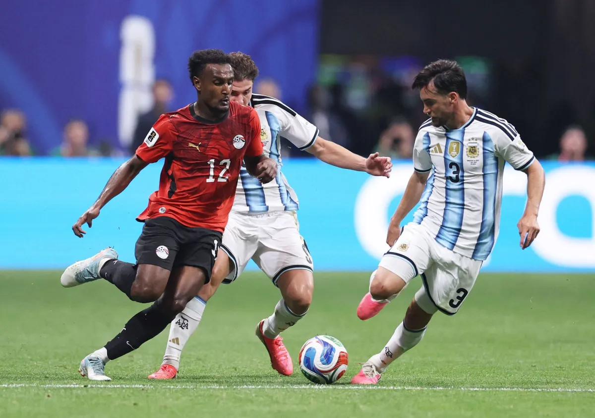 سيلتيك يطارد موهبة هيثم حسن بعد تألقه في كأس العالم 2026 هيثم حسن يهاجم في مباراة كأس العالم 2026