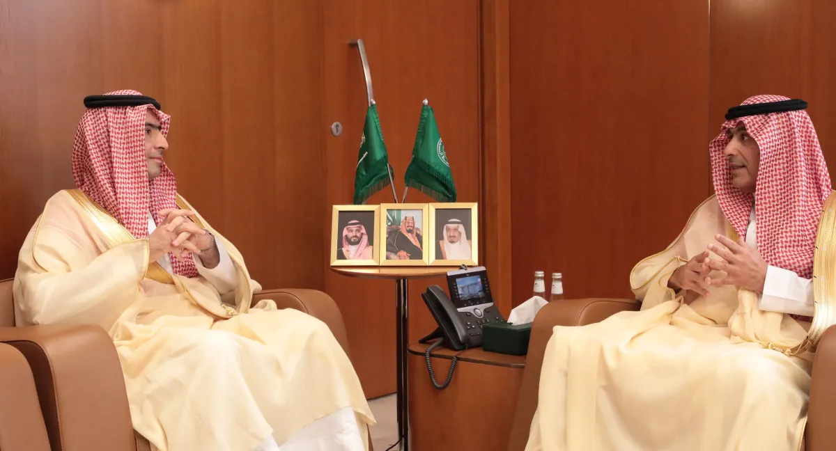 محافظ «ساما» ورئيس هيئة السوق المالية يبحثان تعزيز التكامل والاستقرار المالي