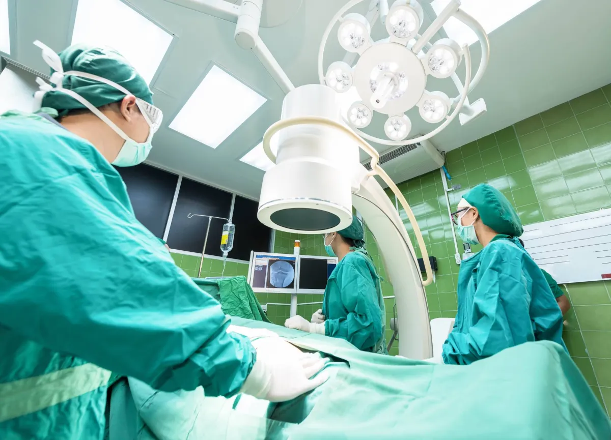 تجربة سريرية تقدم أملاً في العلاج غير الجراحي لسرطان المستقيم