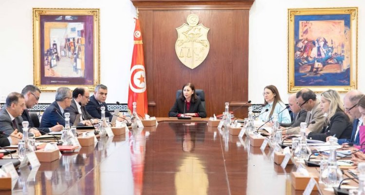 لأول مرة في تونس: مجلس وزاري حول تحسين خدمات النقل يقر جملة من الإجراءات