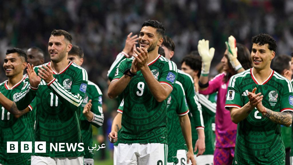 منتخب المكسيك يحتفل بتأهله في كأس العالم 2026