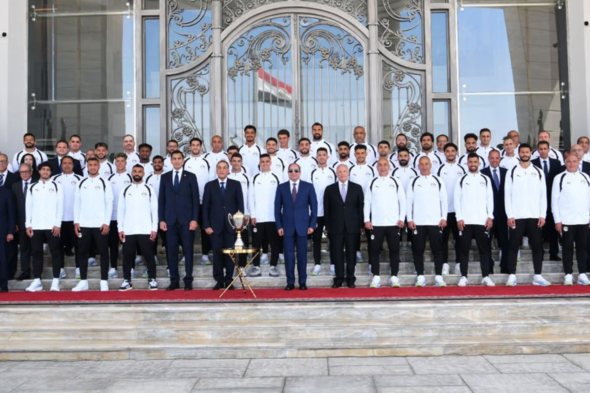 الرئيس السيسي يستقبل بعثة منتخب مصر بعد كأس العالم 2026