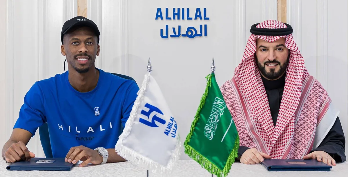كنو «يواصل مسيرة المجد» في الهلال كنو «يواصل مسيرة المجد» في الهلال