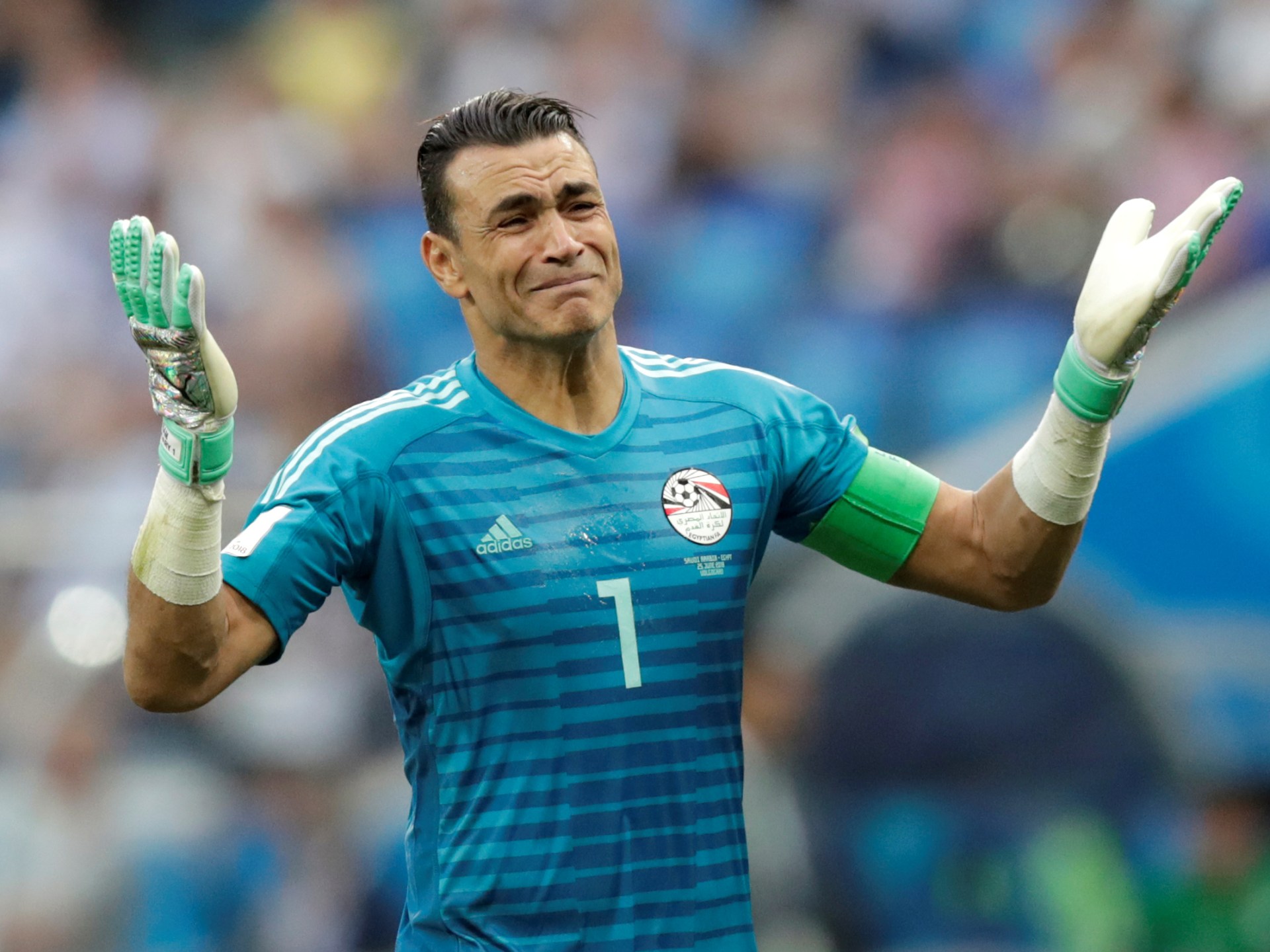 عصام الحضري يتصدر قائمة أكبر اللاعبين في كأس العالم 2026